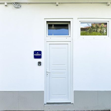 Marina Private Room Shkodër エクステリア 写真
