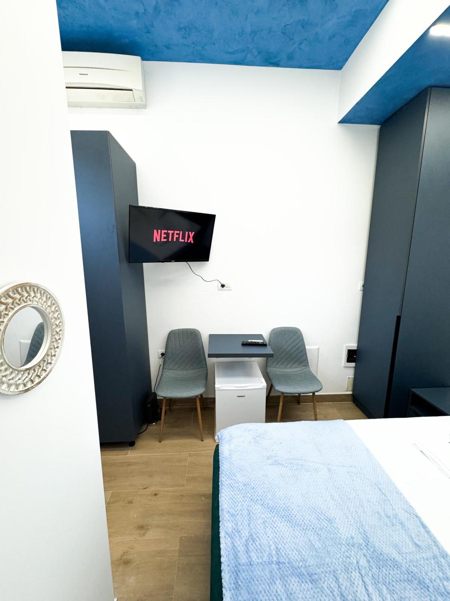 Marina Private Room Shkodër エクステリア 写真
